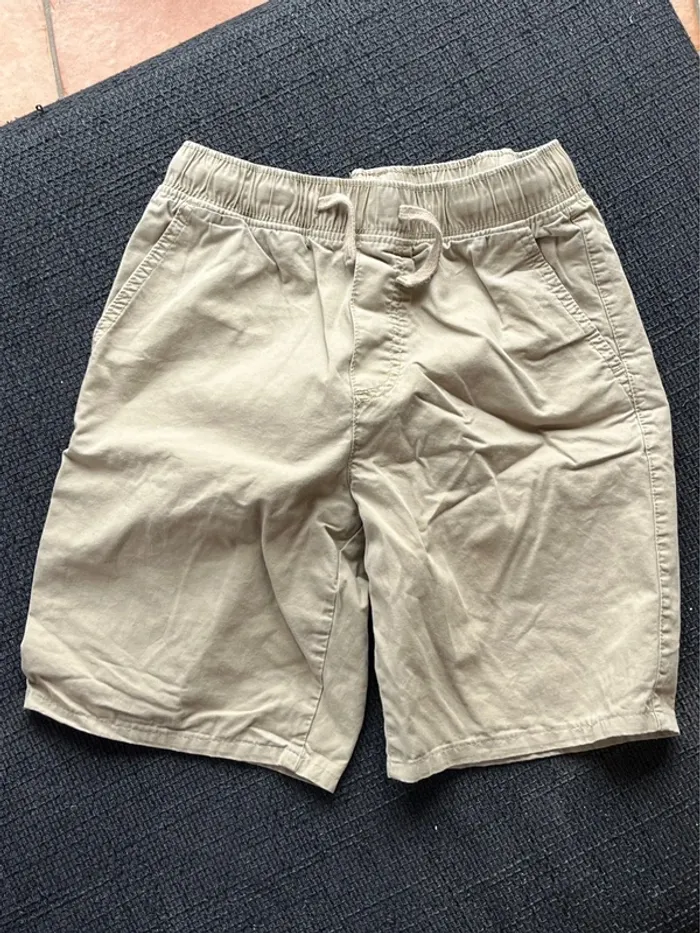 Short beige