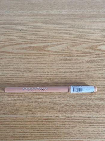 Maquillage crayon khôl blanc