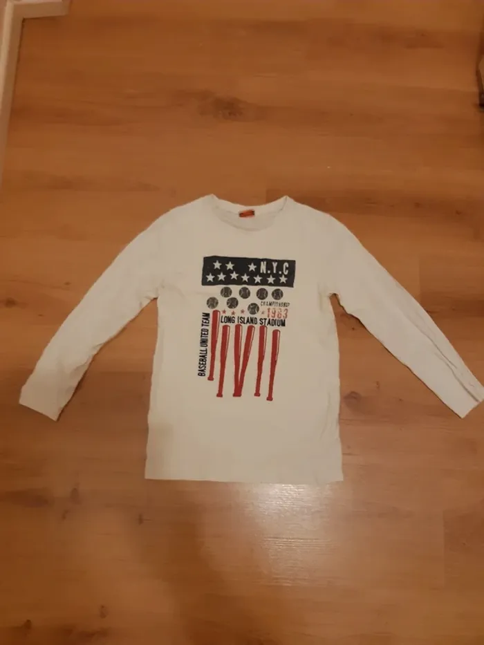 Tee-shirt manche longue garçons taille 8 ans - photo numéro 2
