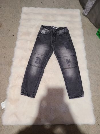 Jeans 👖 troué