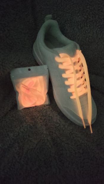 💃 Shoe laces lumineux roses – 120 cm | Rose fluo Glow in the Dark