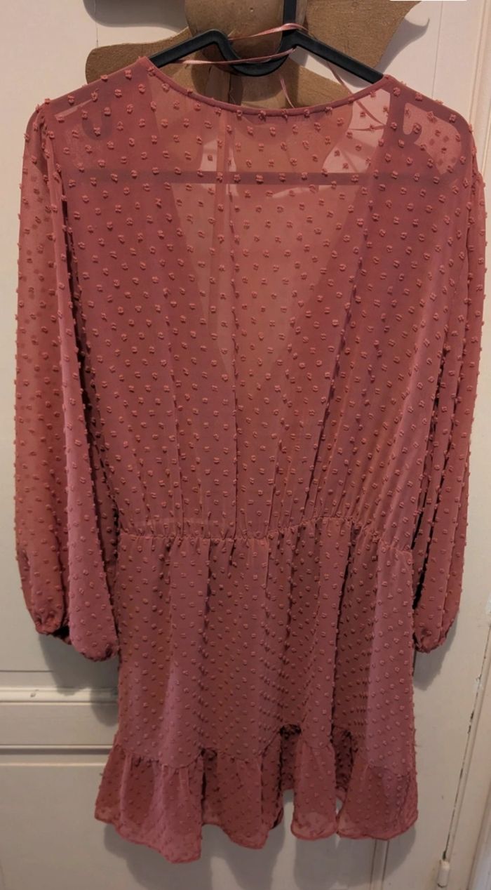 Robe plumetis couleur vieux rose Zara taille L - photo numéro 2