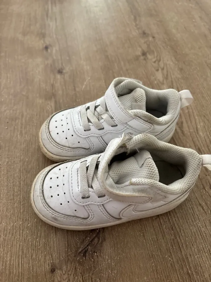Basket Nike à scratch - photo numéro 2