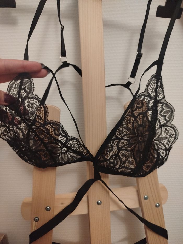 Lingerie femme - photo numéro 2