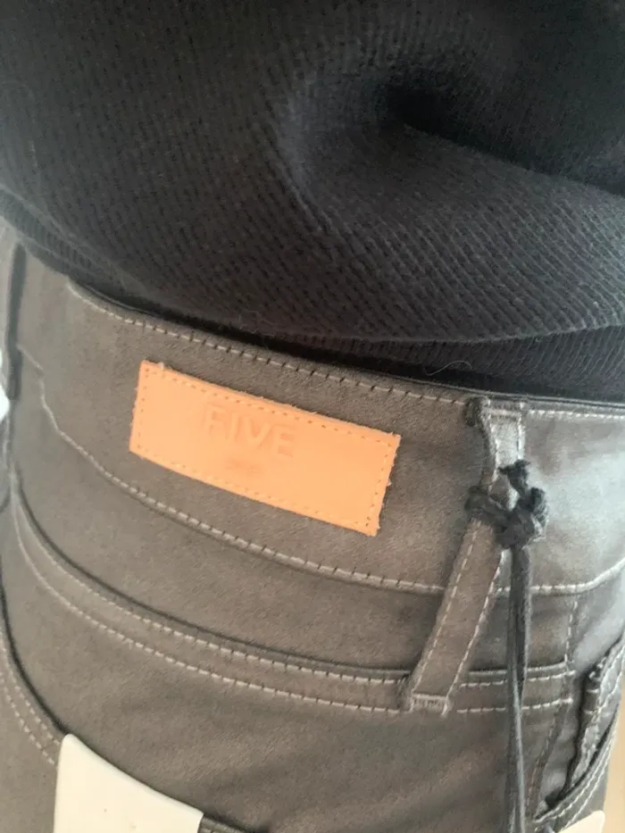 FIVE jeans simili cuir T 25 - photo numéro 3