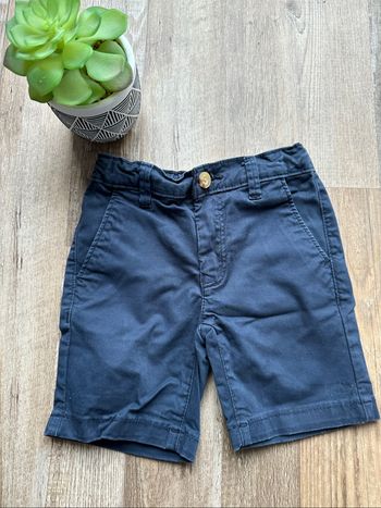 - Short Kiabi - 5 ans - Très bon état