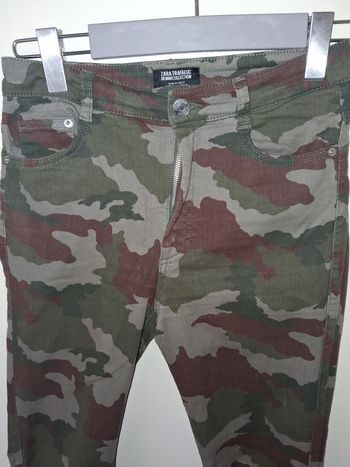 Jeans motif militaire 