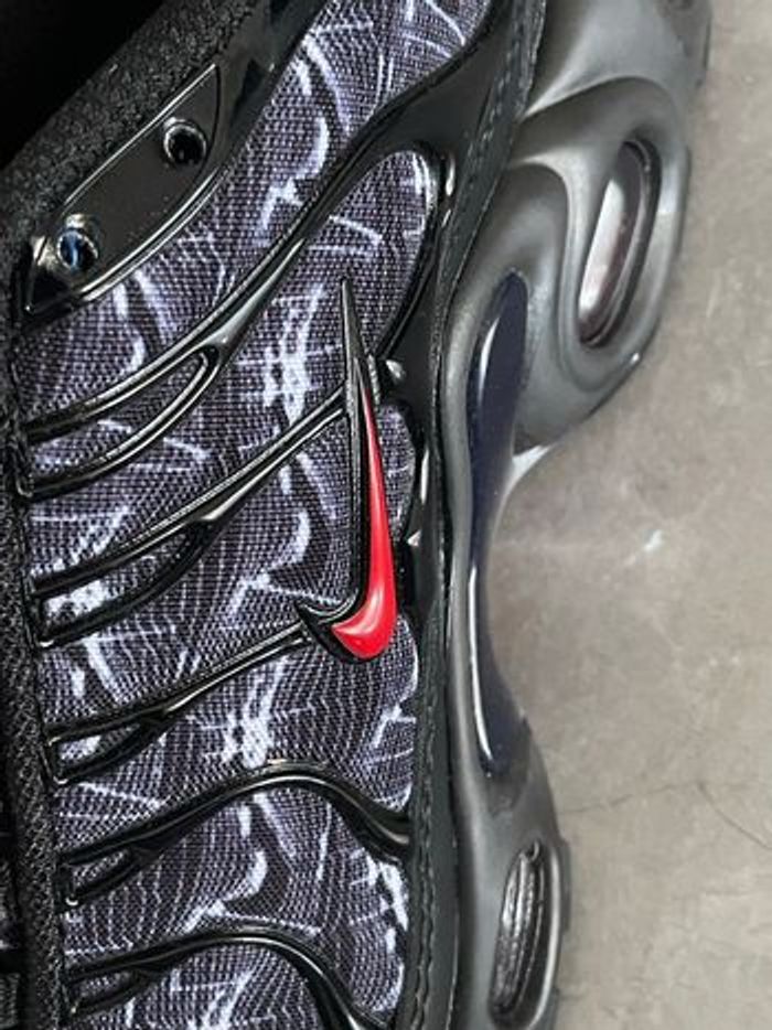 BASKET TN GRIS ROUGE 39 - photo numéro 2