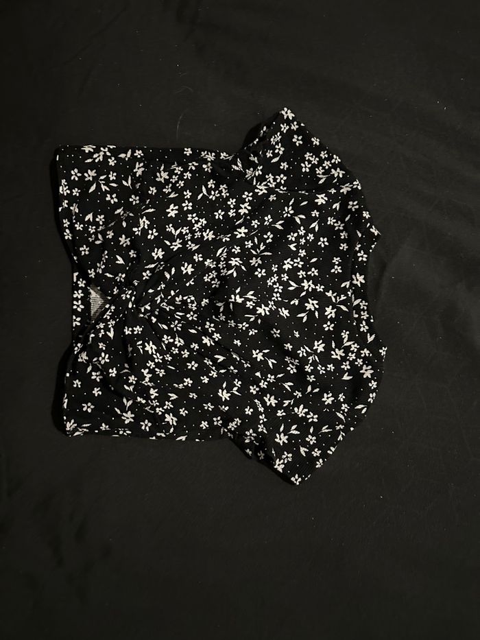 Lot de 5 vêtements - photo numéro 3