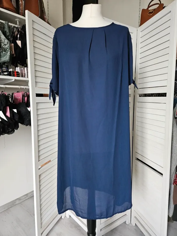 Robe shein 0XL - photo numéro 2