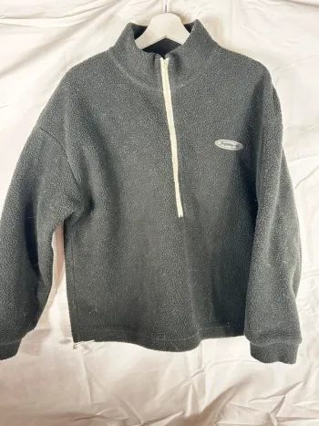 Pull avec petite fermeture SHEIN