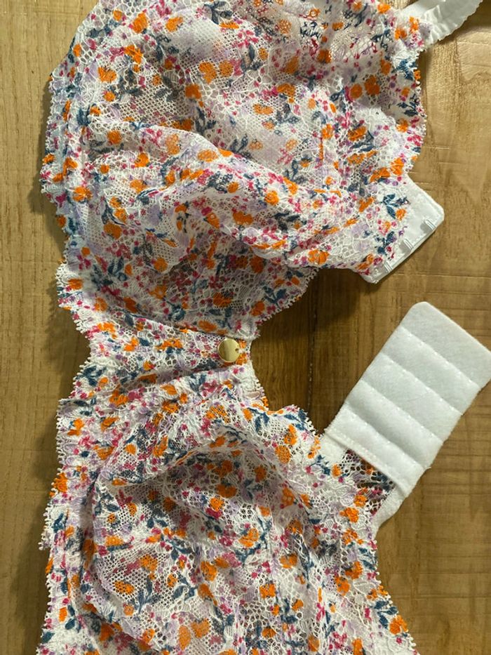 Soutien gorge fleuri kiabi - photo numéro 2
