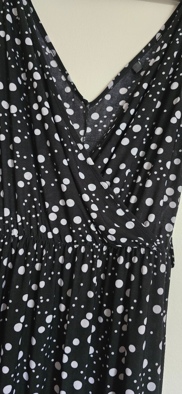 Robe noire a poids - photo numéro 4