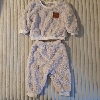 Ensemble chaud 6/9 mois