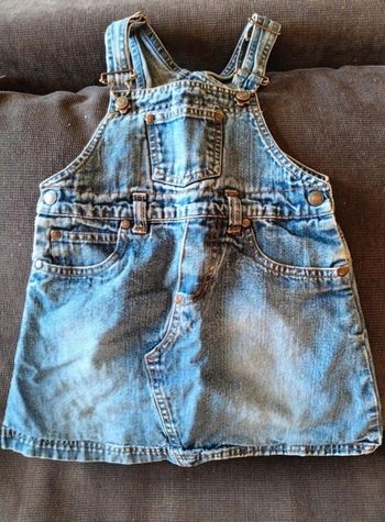 Robe salopette en jean, 3 ans. Children 27.