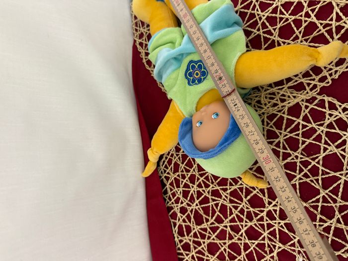 Doudou poupée salopette jaune vert bleu fleur NOUNOURS - photo numéro 3