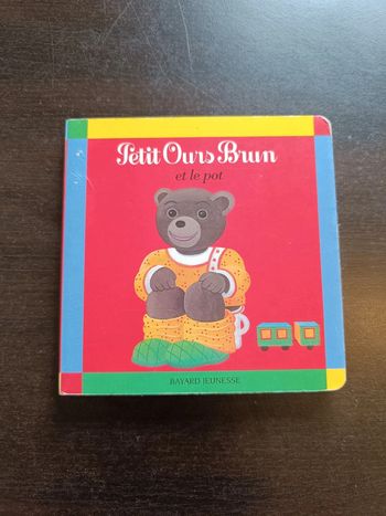 Livre cartonné PETIT OURS BRUN ET LE POT