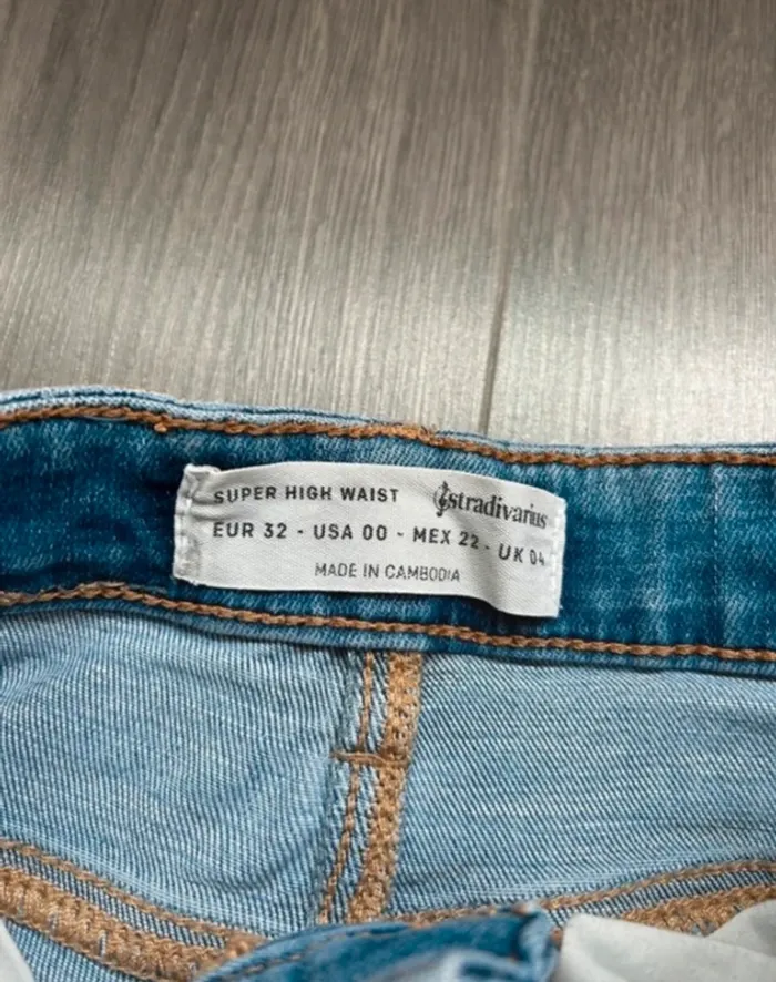 Jean Stradivarius taille 32 - photo numéro 3