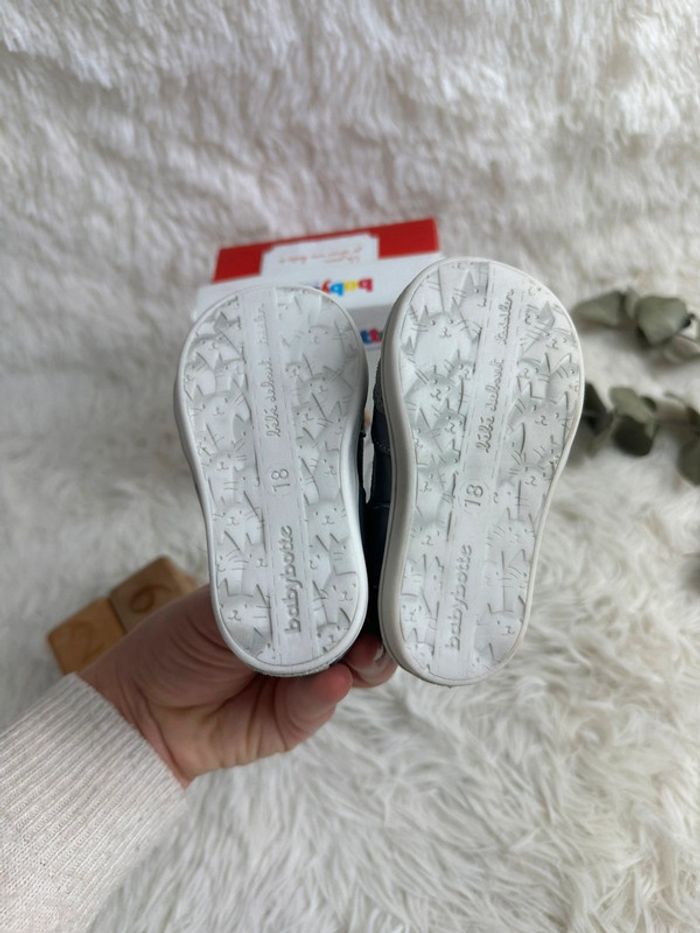 Paire de sandales Babybotte taille 18 - photo numéro 5