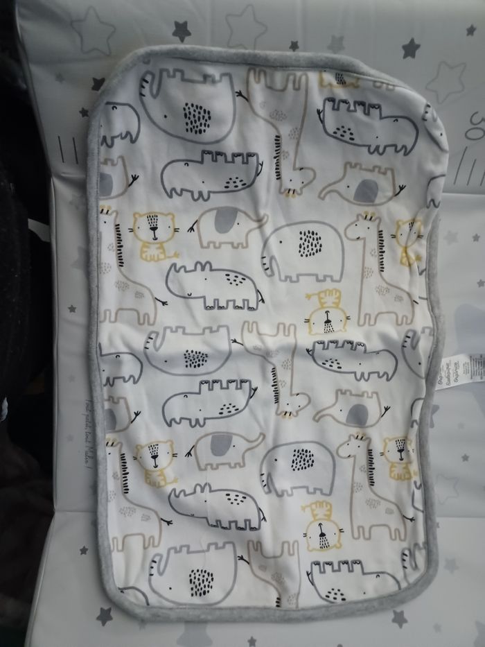 Lot body et pyjama - photo numéro 2