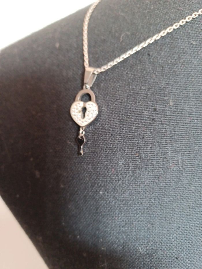 Collier + pendentif - photo numéro 2