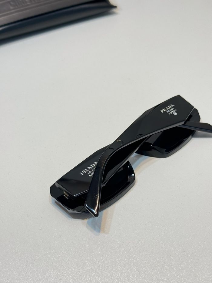 🕶Lunettes de soleil Prada 🕶 - photo numéro 2