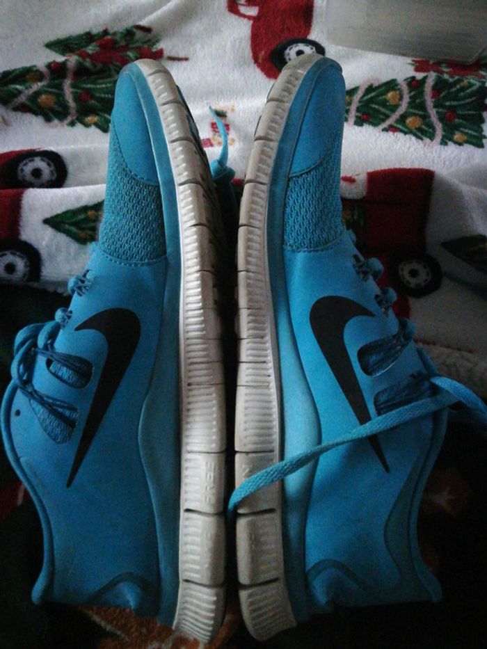 nike free 5.0 bleu upc 00884499539117 - photo numéro 2