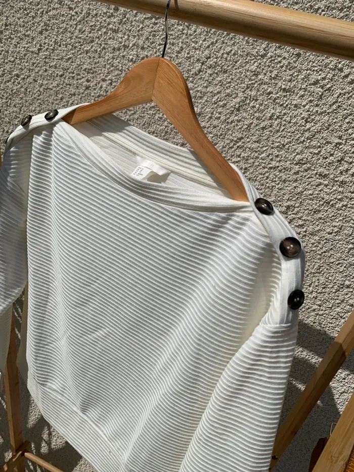 Pull blanc h&m - photo numéro 2