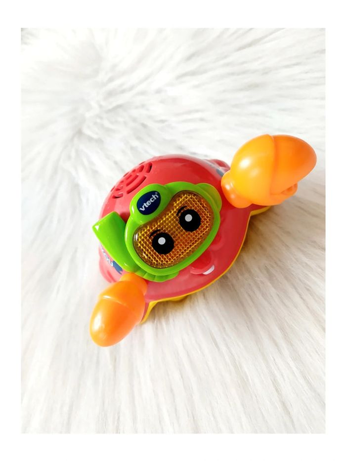 Jouet musical bébé Pikou le crabe pince-tout