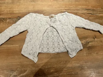 Gilet blanc Lola palacios 4 ans