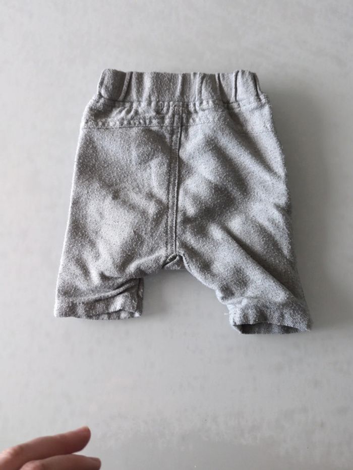 Pantalon court 1 mois - photo numéro 3