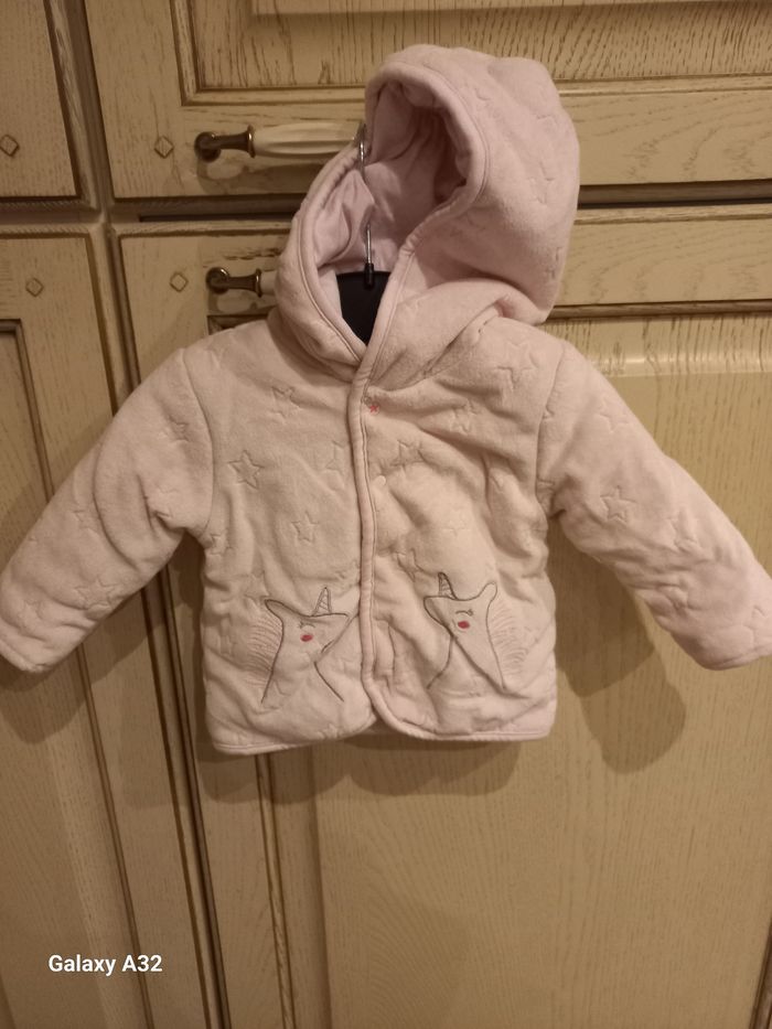 Manteau rose pâle licornes