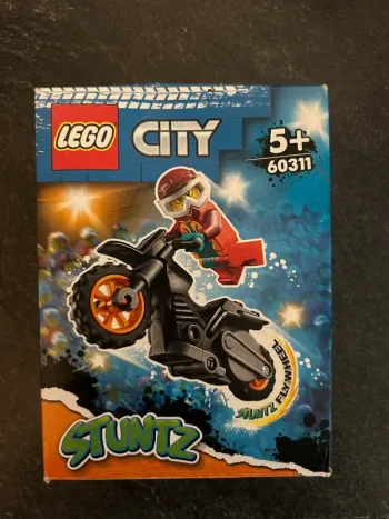 Lego 60311
