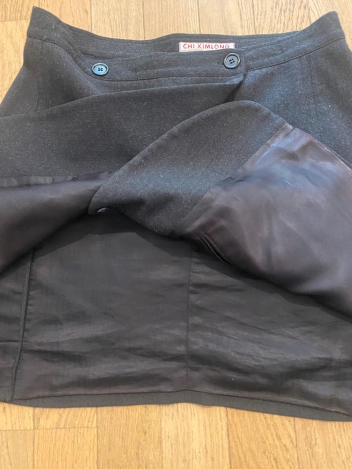 Mini jupe upcyclée grise Chi Kimlong taille 38 - photo numéro 6