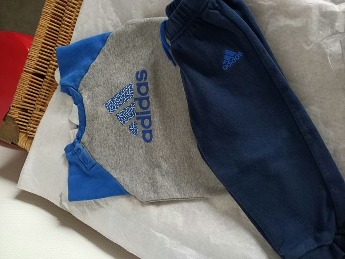 Jogging adidas
