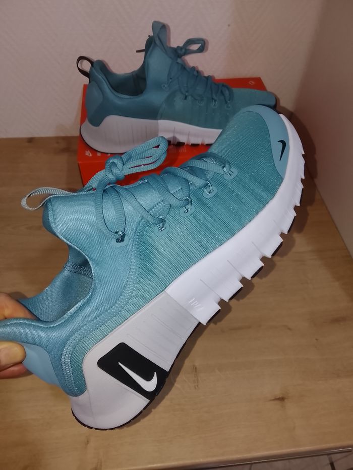 Nike Metcon 6 taille 44 - photo numéro 2