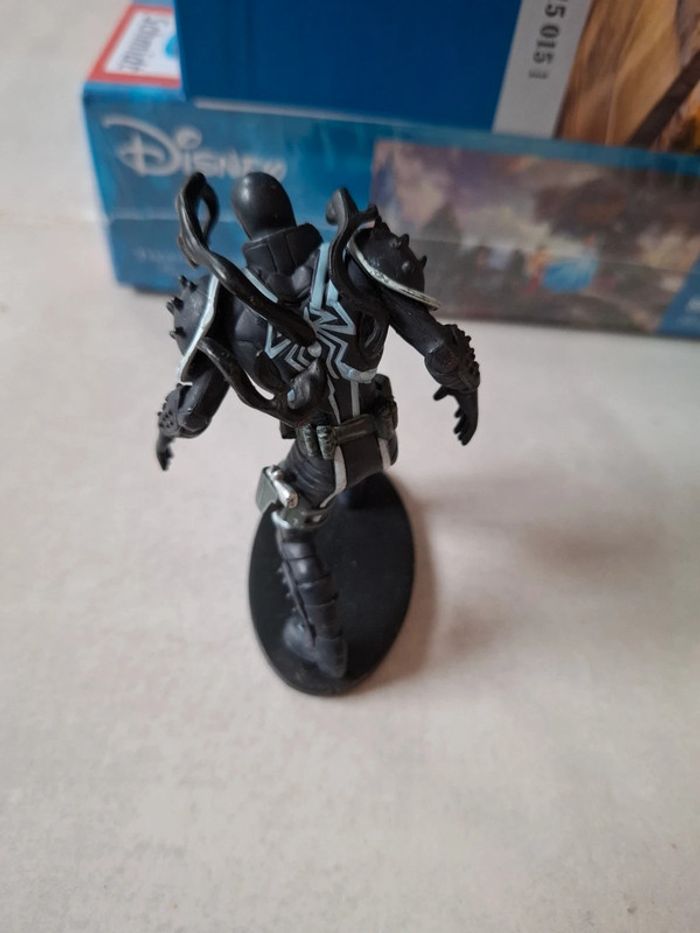 Figurine marvel 2 - photo numéro 3