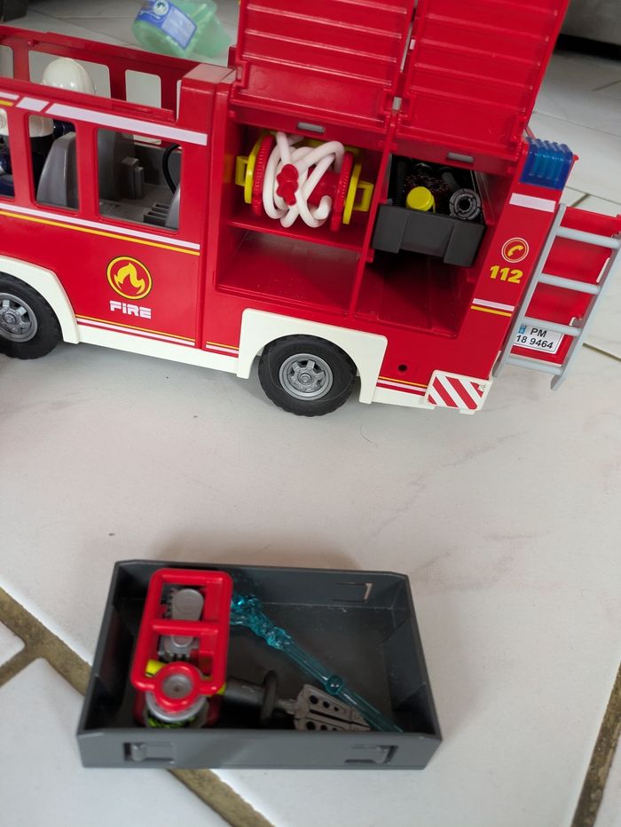 Camion de pompier Playmobil 9464 - photo numéro 6
