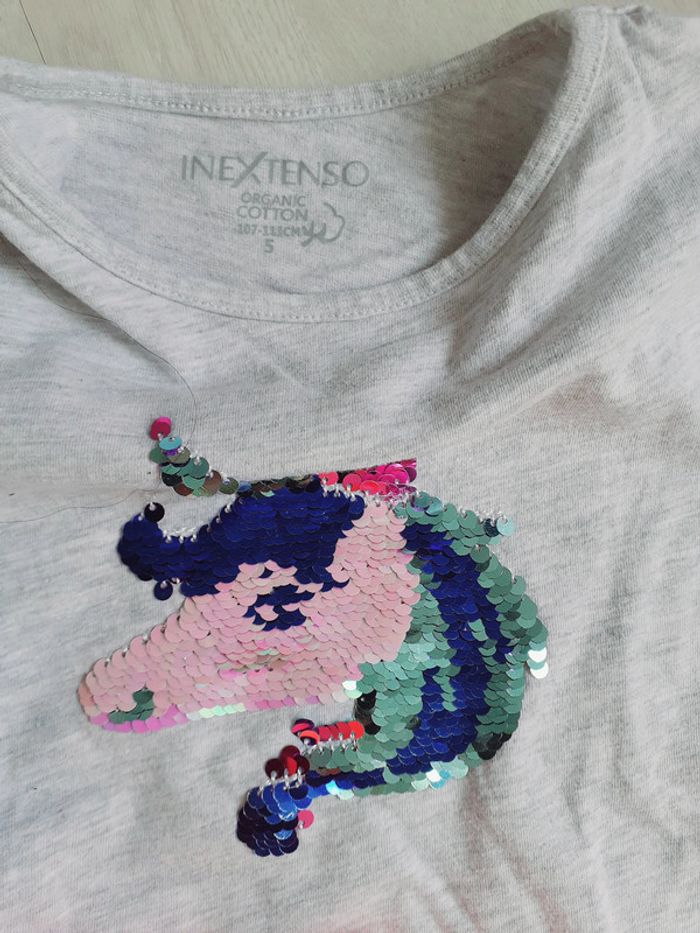 Tee-shirts 5 ans - photo numéro 3