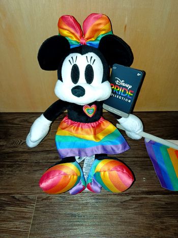Peluche Minnie pride