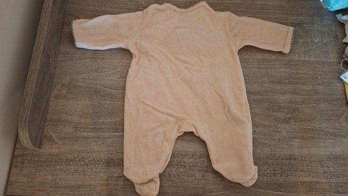 Pyjama 1 mois - photo numéro 4