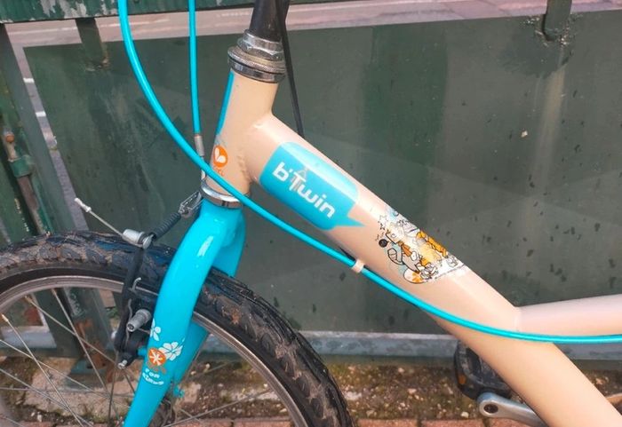 Vélo beige et bleu fille 20 pouces B'twin - photo numéro 3