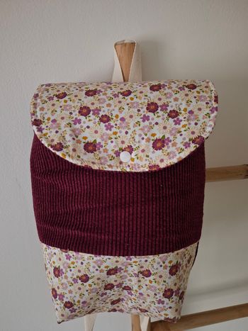 Sac à dos fleurs violet