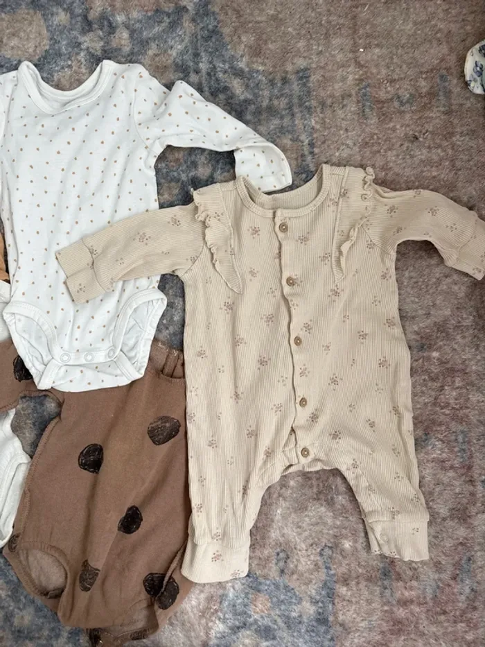 Gros lot vêtements fille - photo numéro 8