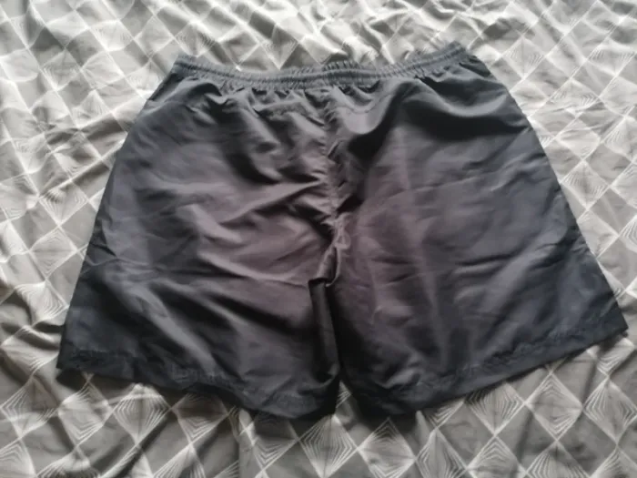 Short gris foncé - photo numéro 2