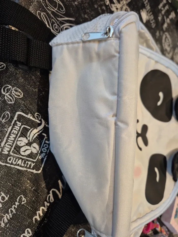 Petit sac a dos - photo numéro 3