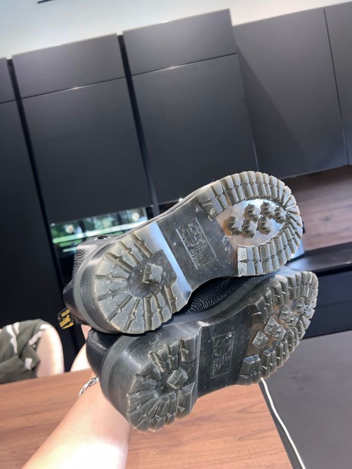 Dr. Martens fermeture - photo numéro 5