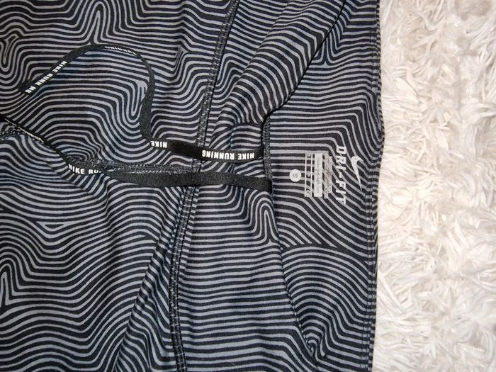 Leggings sport Nike S - photo numéro 2