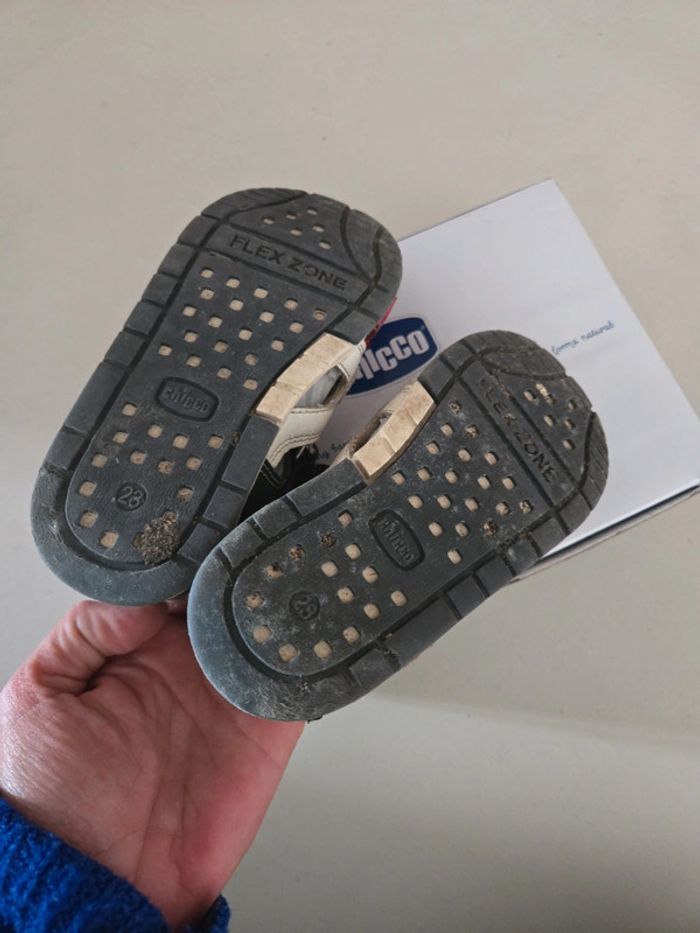 Sandales a scratch chicco T 23 - photo numéro 4