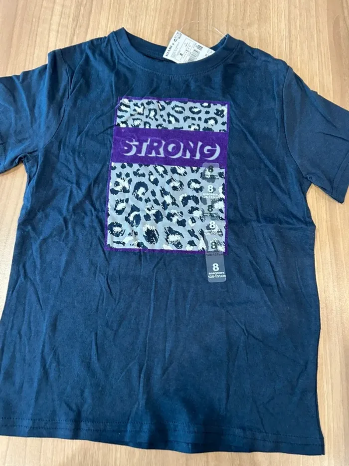 Tee shirt kiabi 8 ans neuf avec étiquette - photo numéro 2